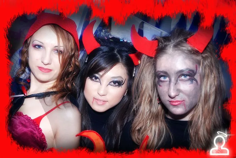 HALLOWEEN PARTY "АНГЕЛЫ VS ДЬЯВОЛОВ" / DJ Napsugar