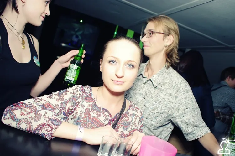 Bez nazvzniya