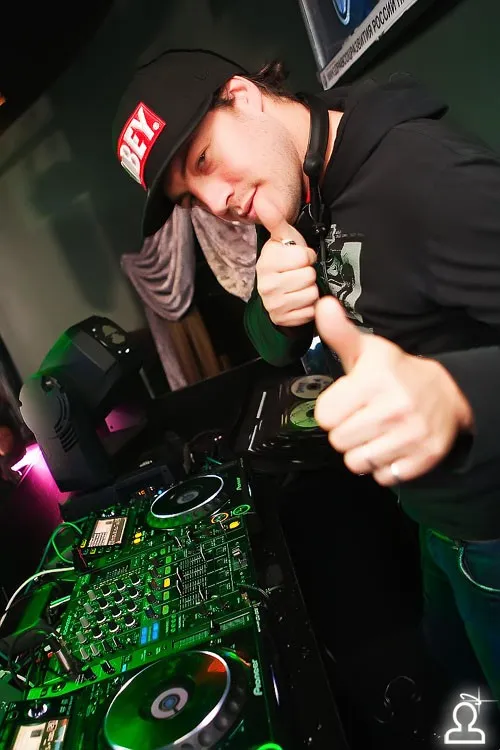 РУССКИЙ СНЕГ: Открытие сезона / dj Stephane Lando