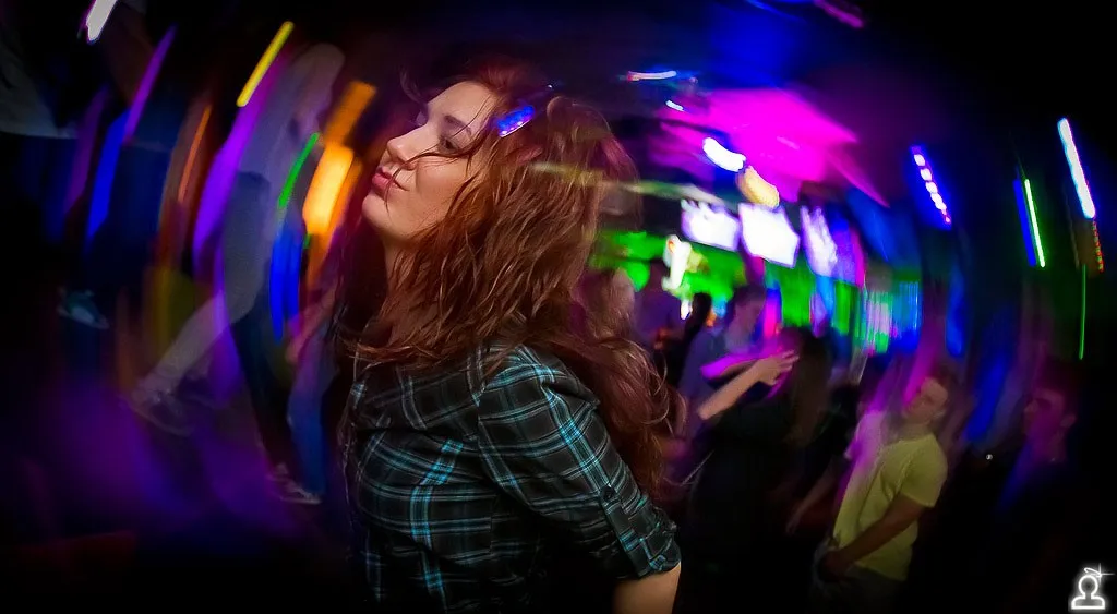 ONE STEP – DUBSTEP