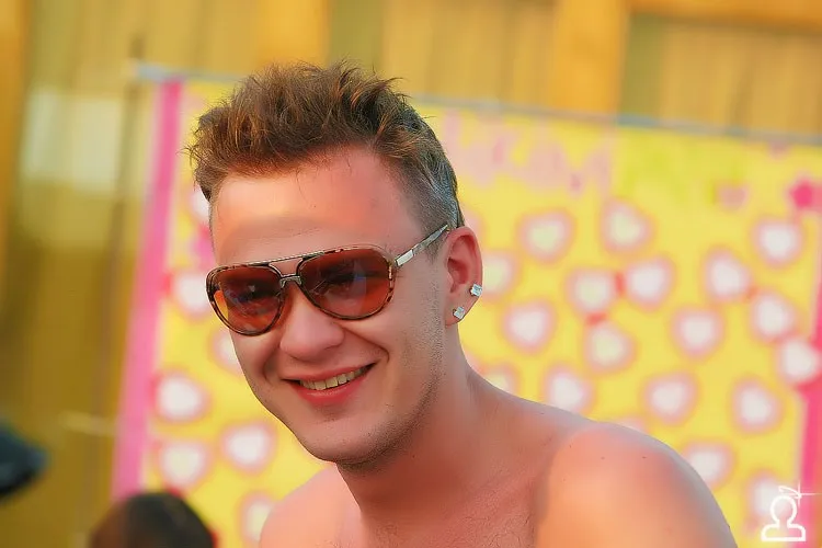 DOЖDЬ 3 года/ Beach party
