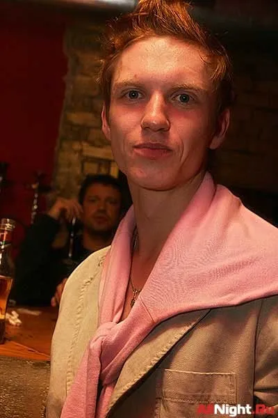 Pink Party, Блондинки в Розовом