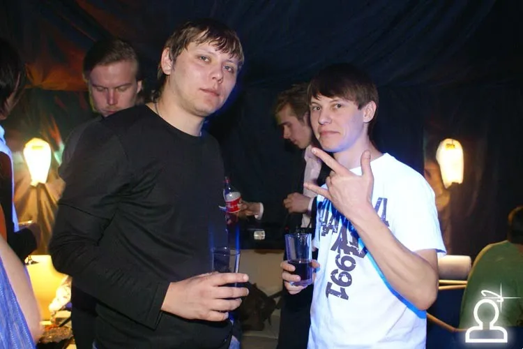FrozenBass Connection
