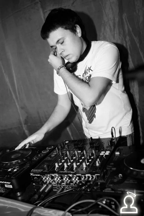 DJ Rose feat. SAX JAH