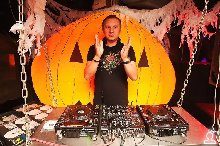 Halloween - Охотники за вампирами