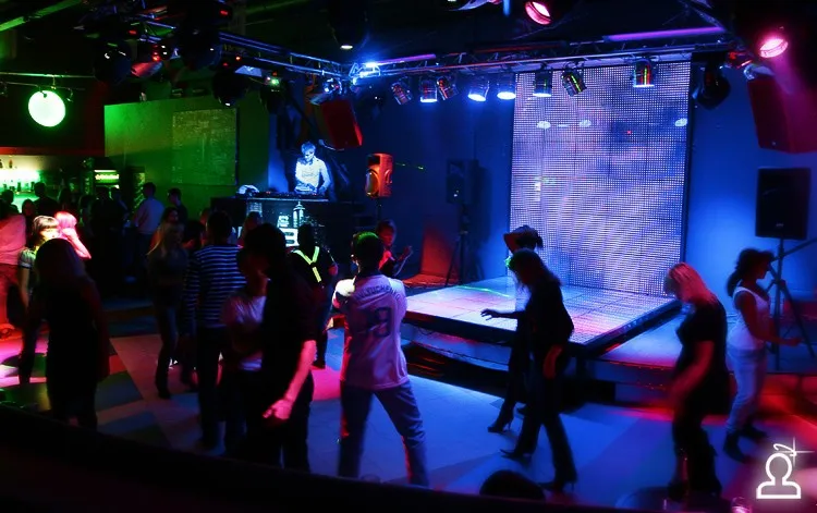 FIFA WORLD CUP PARTY: RUSSIA-SLOVENIA