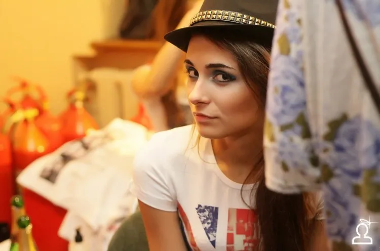 UZAZA