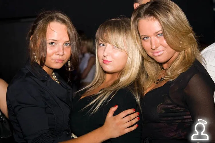 malibu night party