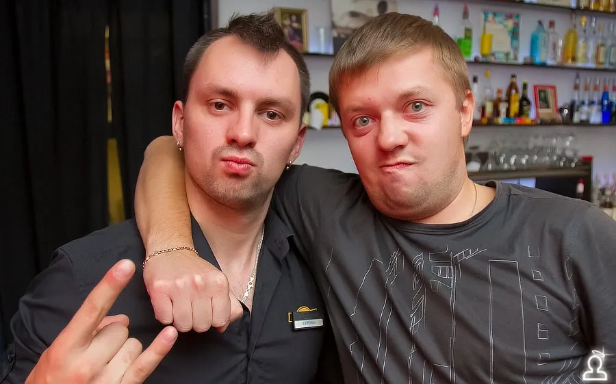Танцы обниманцы