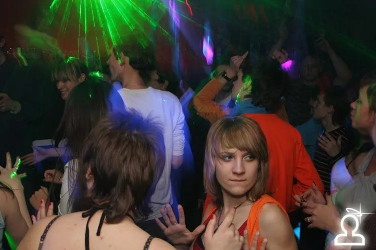 Techno vs. Trance @ 4Rooms (foto by Mikie)