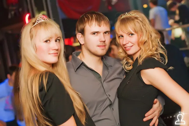 Винтажный пляс
