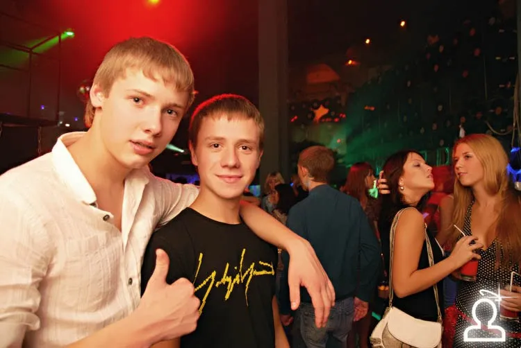 Electro Sandwich "НОВЫЙ СЕЗОН": Dj I.V.A.N.O.V.