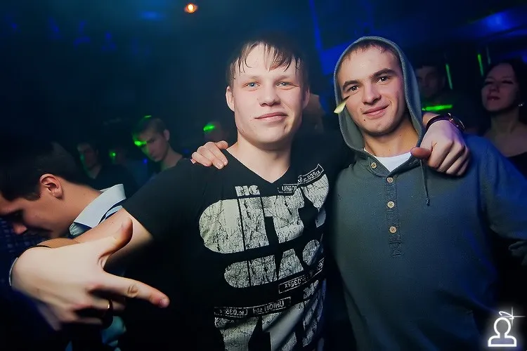 BEN DJ & MELANIE ESTELLA