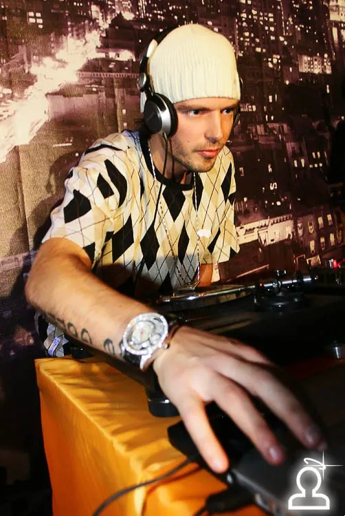 Dj Dlee
