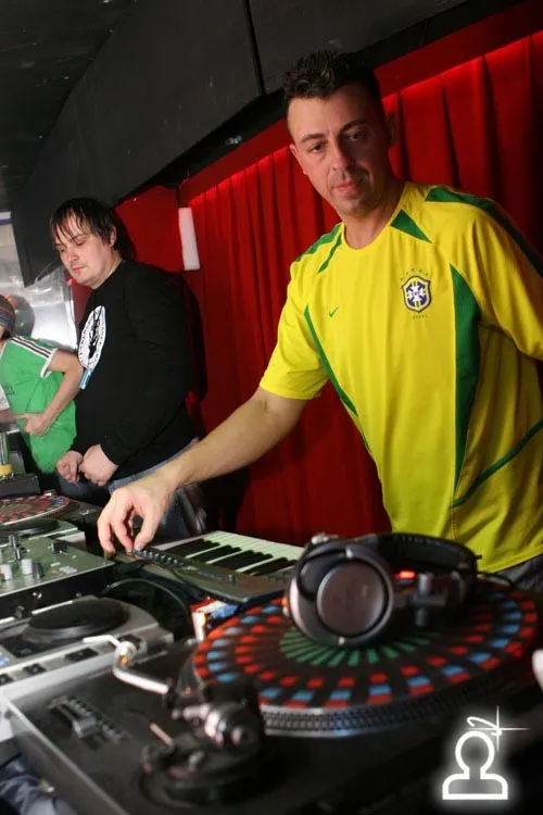 Dj Android