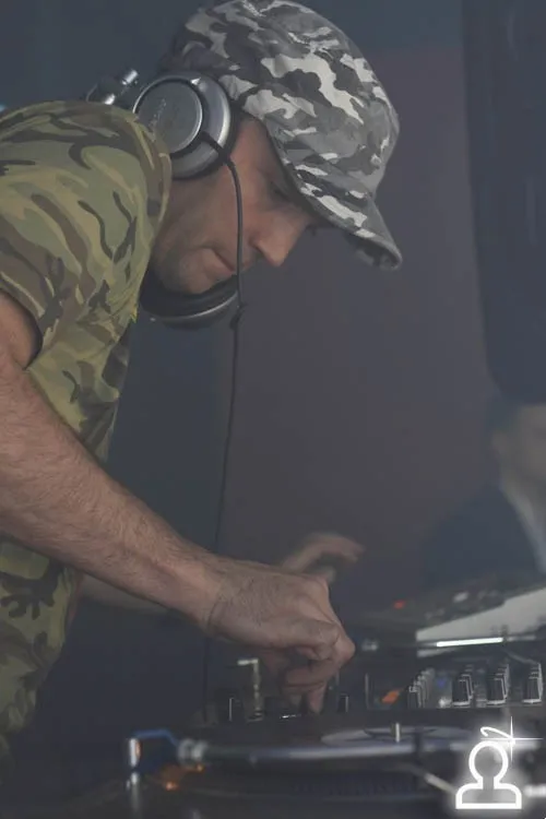 Global Deejays