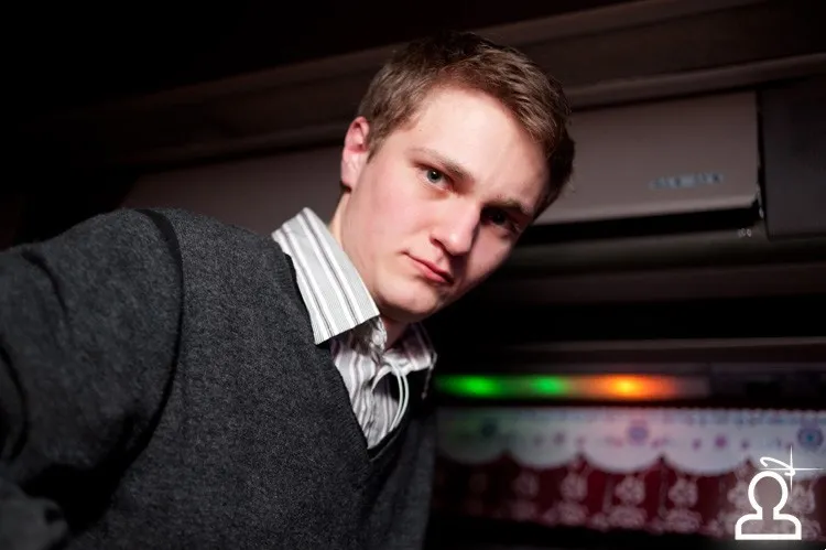Techno bus