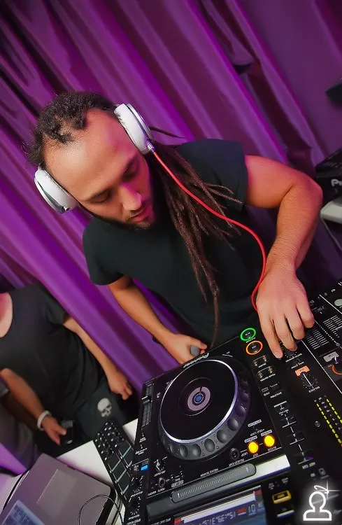 DJ M.E.G.