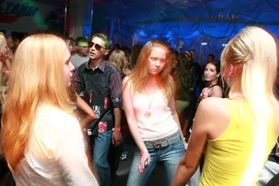 globus air party