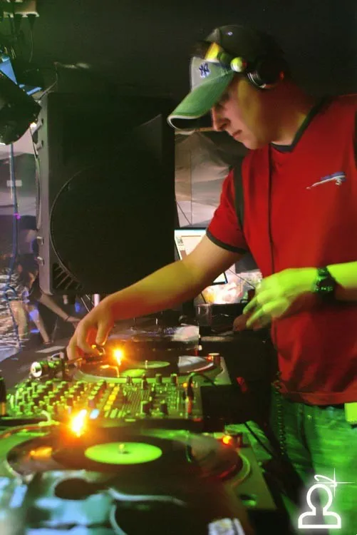 FrozenBass Connection