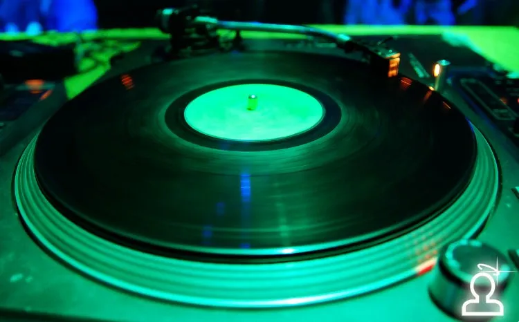 Dj Simon