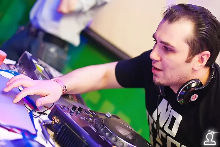 DJ PARADE / day 4