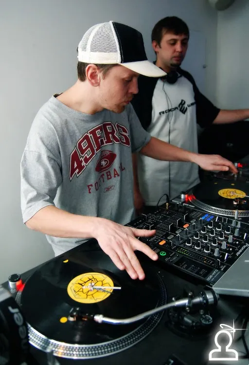среды “CUTTY BEATS” / DJ Штакет aka LA