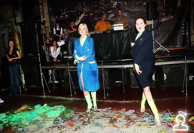 SHAKE IT PARTY! O-GO-GO