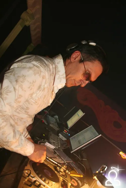 Dj Nil