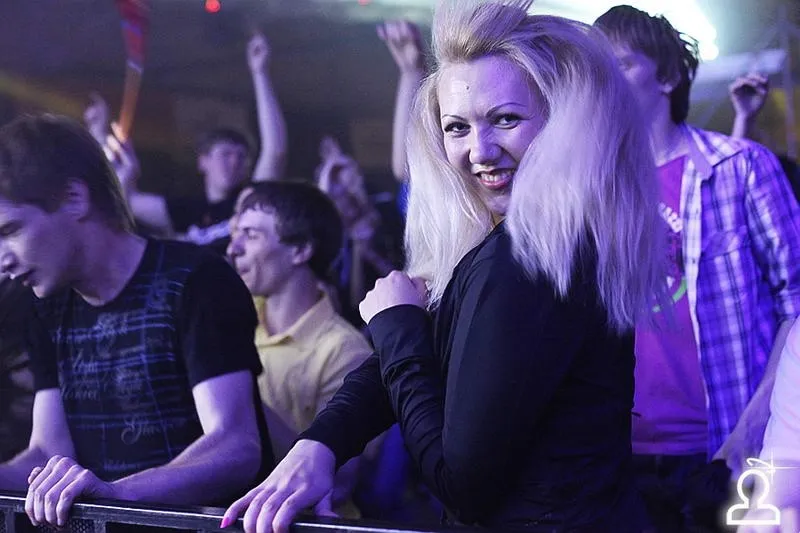 AERODROM: RAVE TERMINAL