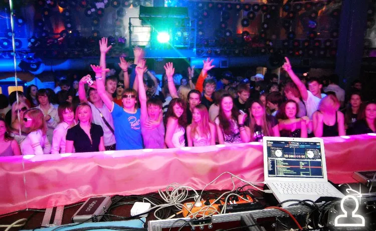 Dj Dlee