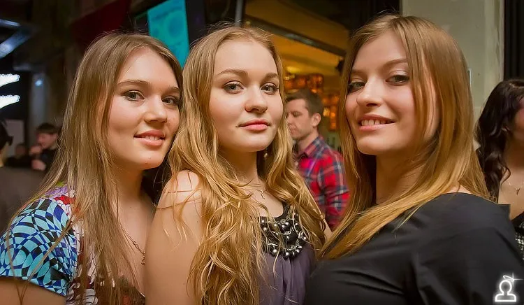 Карты, деньги, два ствола