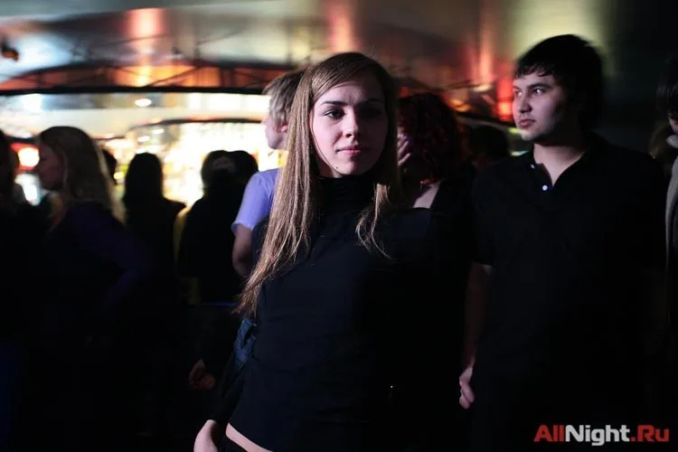И повторится все, как встарь: Аптека, улица, Dj Фонарь