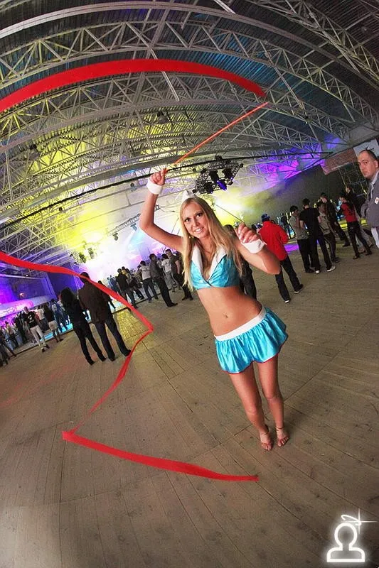 AERODROM: RAVE TERMINAL