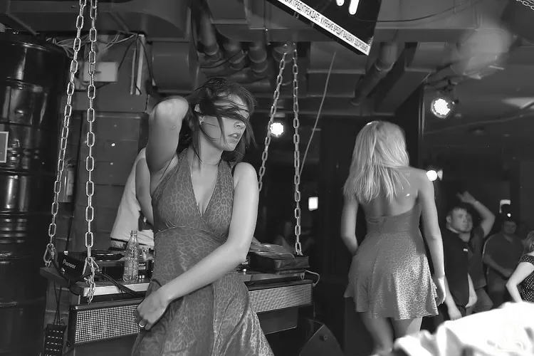 DISCO HIT