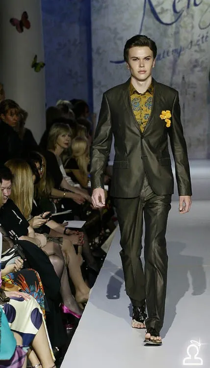 Показ Kenzo