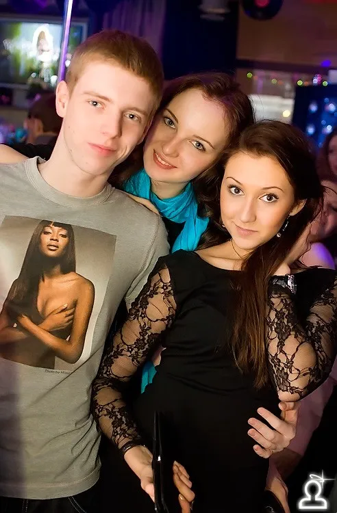 1 год как дома