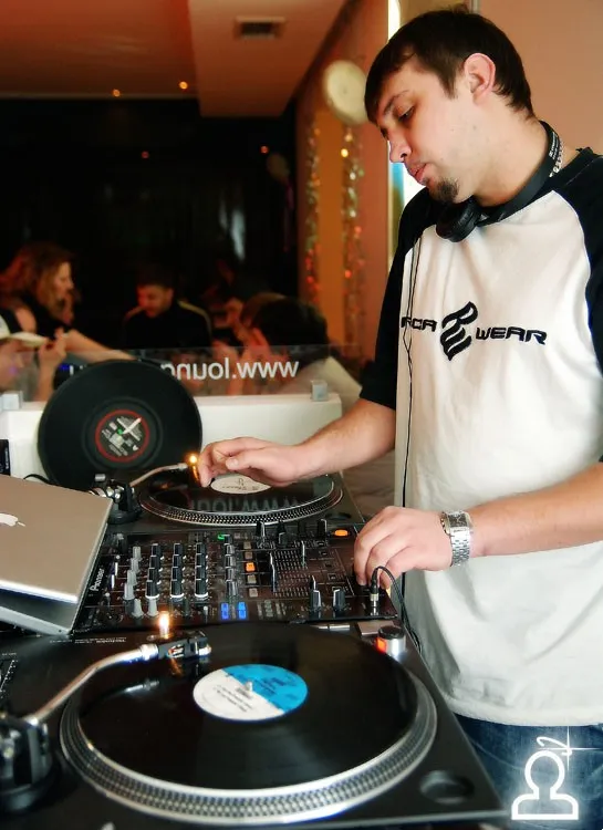 среды “CUTTY BEATS” / DJ Штакет aka LA