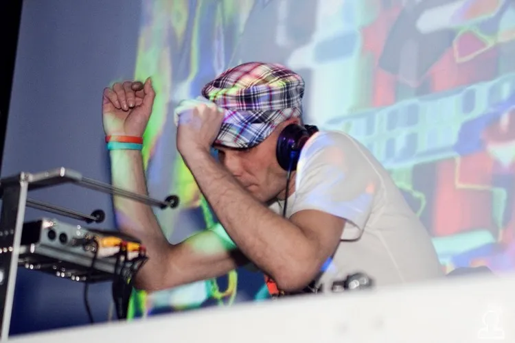 Dj Panin