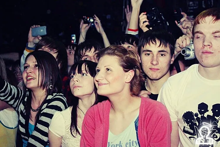 NOIZE MC