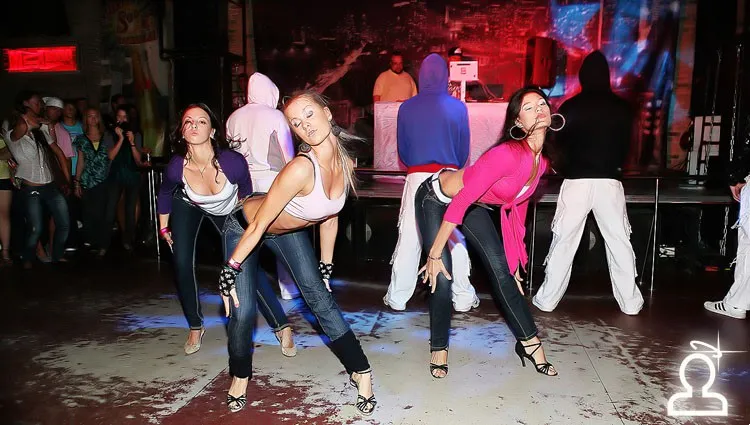 Shake it party