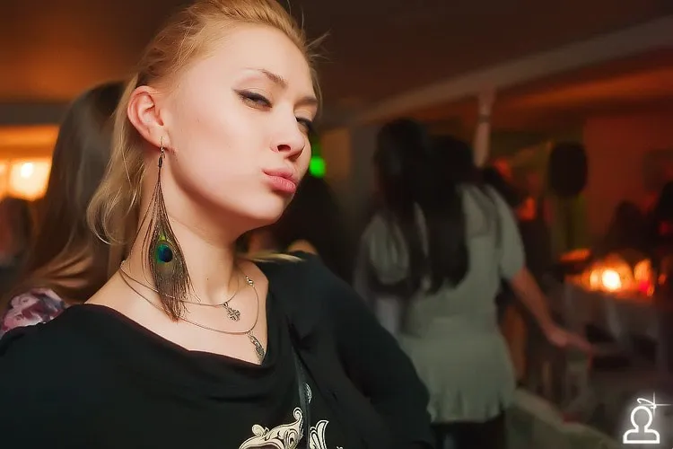 Le Buffet & DOЖDЬ HOUSE Mafia are present
