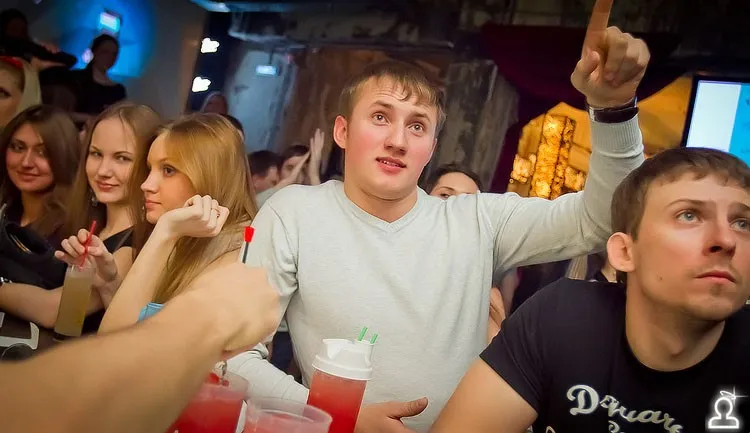 Карты, деньги, два ствола