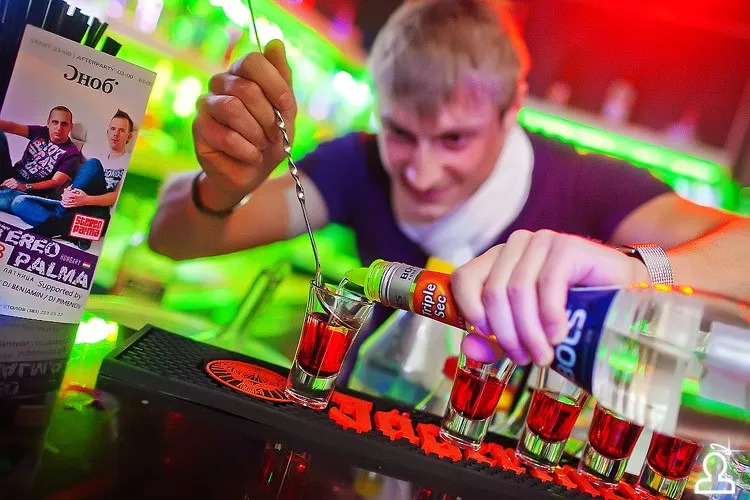 Friendly bar