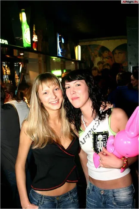 DJ Housekeeper (Zeppelin) & Monica Electronica (Голландия)