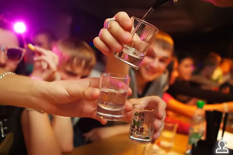 VODKA STAFF