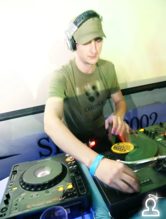 DRUM AND BASS ARENA