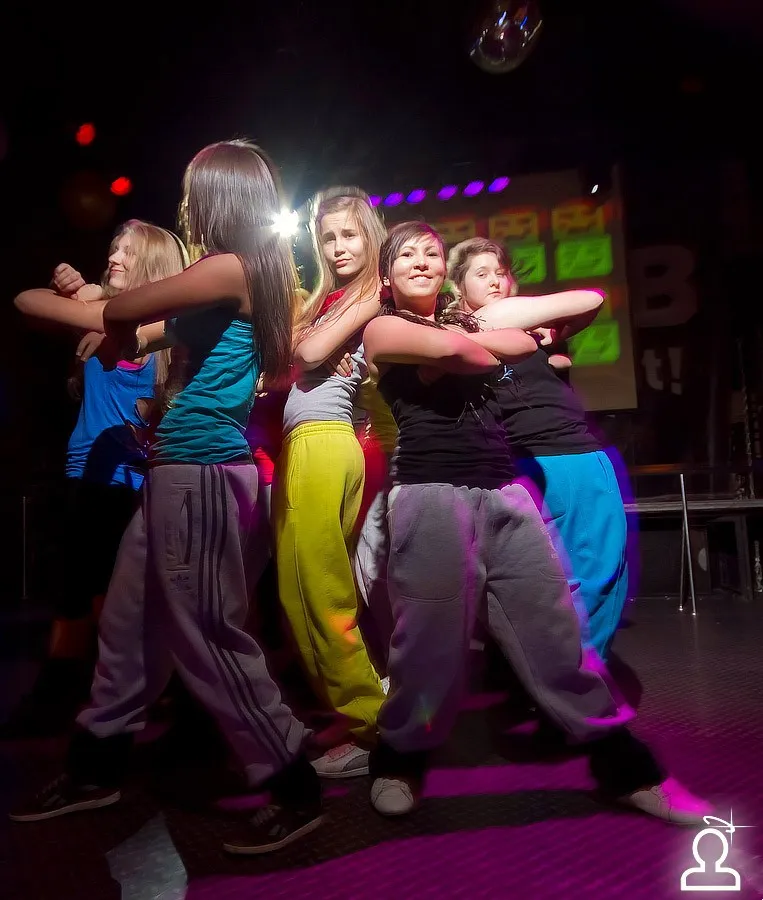 SHAKE IT PARTY