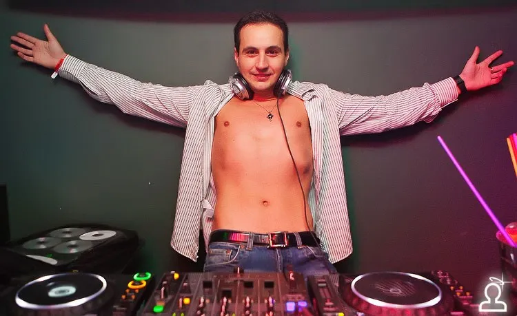 DJ дан