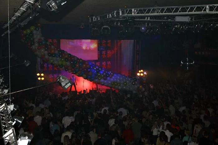 THE BIZ - Benny Benassy Live Show